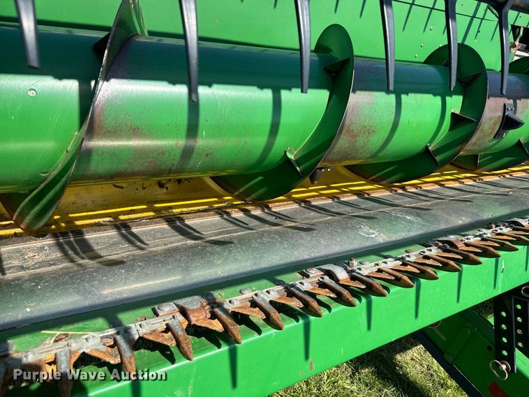 image for item EK1354 John Deere 925 flex head