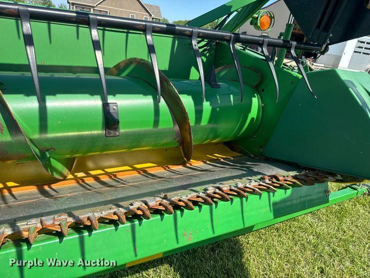 image for item EK1354 John Deere 925 flex head