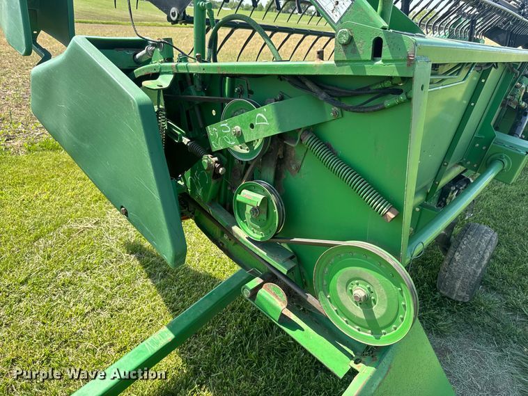 image for item EK1354 John Deere 925 flex head