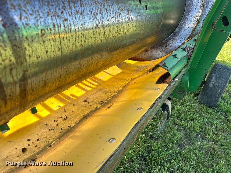 image for item EK1354 John Deere 925 flex head