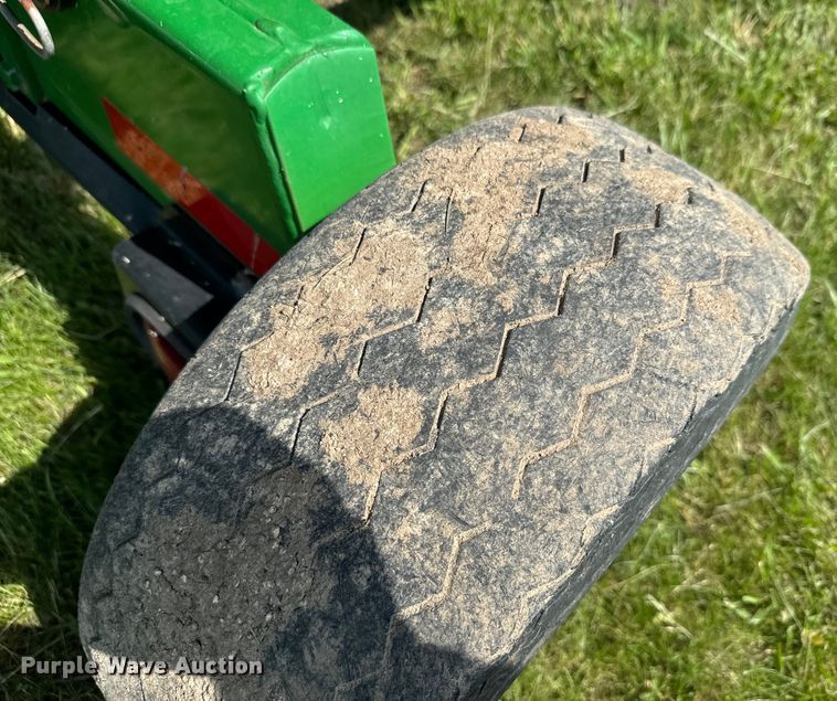 image for item EK1354 John Deere 925 flex head