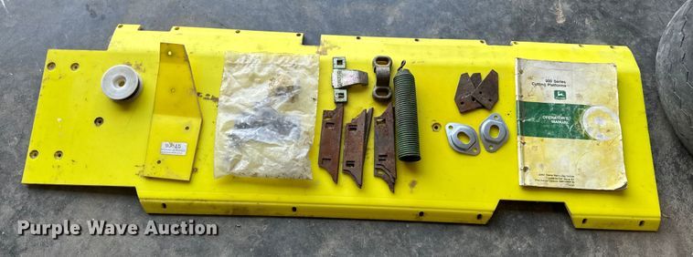 image for item EK1354 John Deere 925 flex head