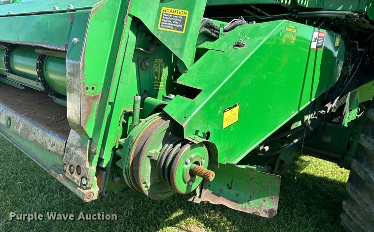 image for item EK1355 1997 John Deere 9600 RWA combine