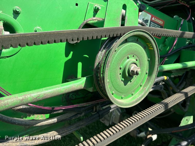 image for item EK1355 1997 John Deere 9600 RWA combine