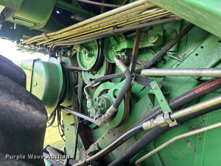 image for item EK1355 1997 John Deere 9600 RWA combine