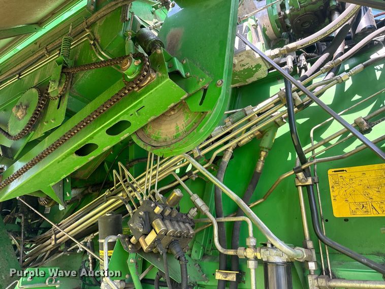 image for item EK1355 1997 John Deere 9600 RWA combine