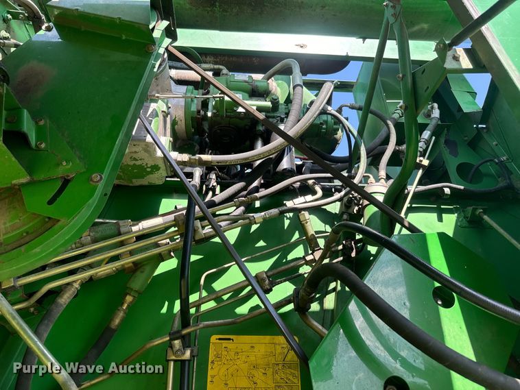 image for item EK1355 1997 John Deere 9600 RWA combine
