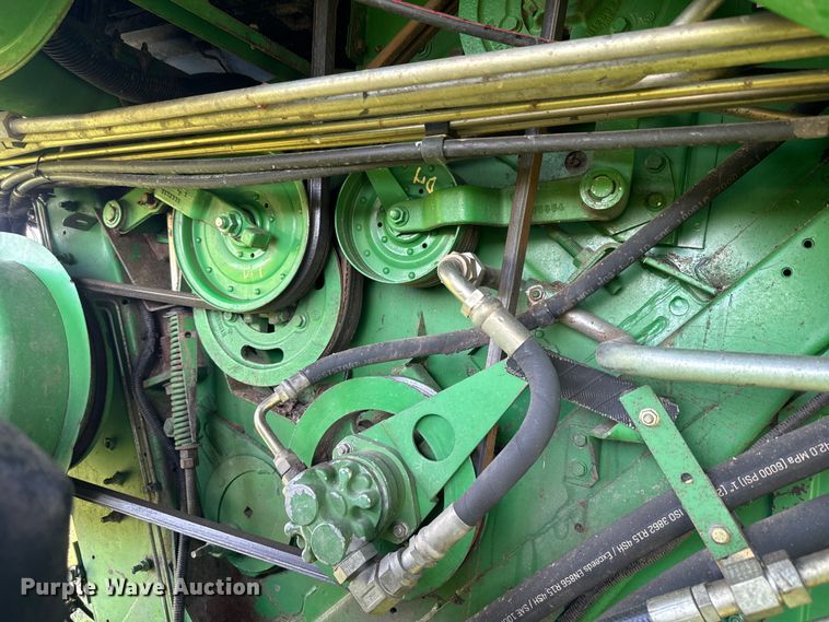image for item EK1355 1997 John Deere 9600 RWA combine