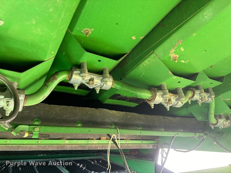 image for item EK1355 1997 John Deere 9600 RWA combine