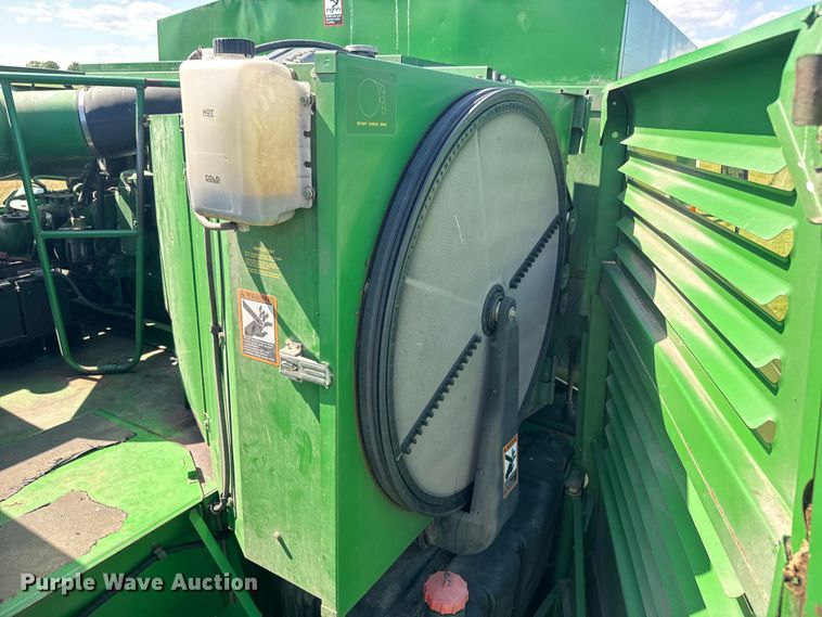 image for item EK1355 1997 John Deere 9600 RWA combine