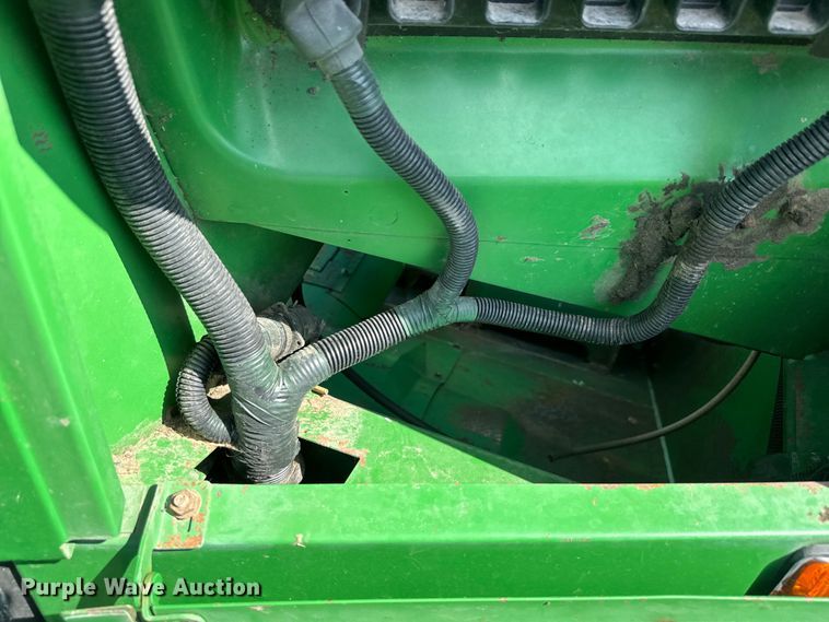 image for item EK1355 1997 John Deere 9600 RWA combine