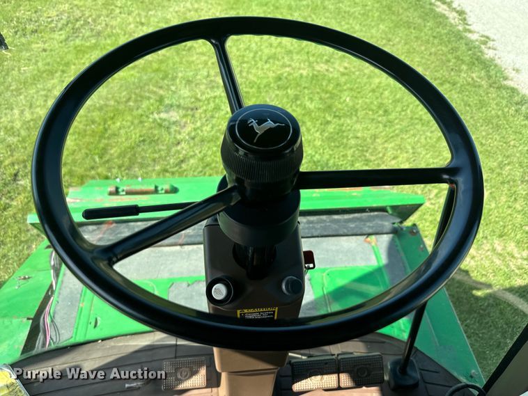 image for item EK1355 1997 John Deere 9600 RWA combine