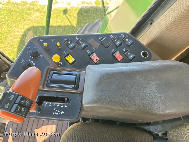 image for item EK1355 1997 John Deere 9600 RWA combine
