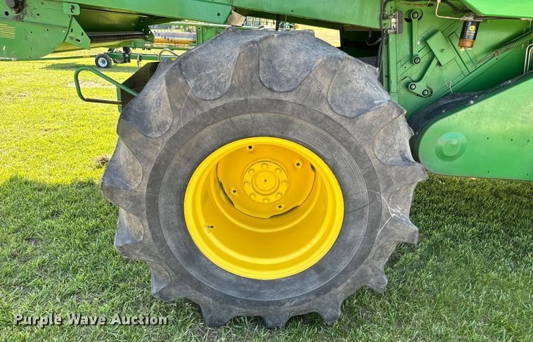 image for item EK1355 1997 John Deere 9600 RWA combine