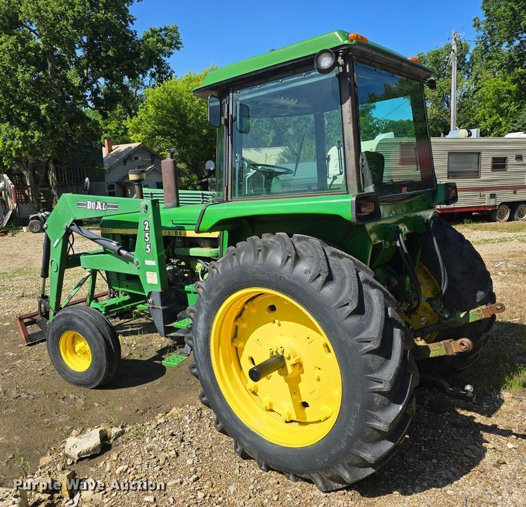image for item EK6021 1977 John Deere  4230 tractor