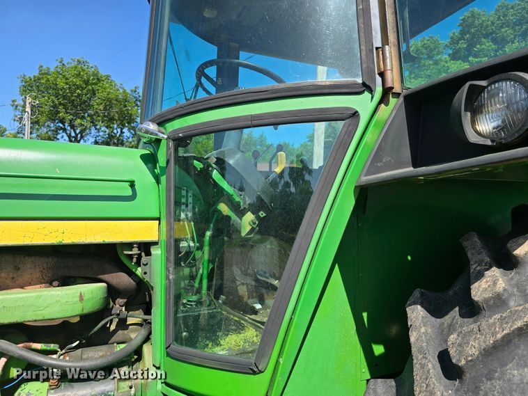 image for item EK6021 1977 John Deere  4230 tractor