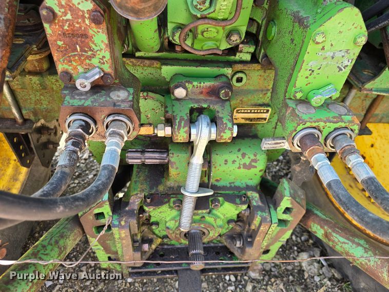 image for item EK6021 1977 John Deere  4230 tractor