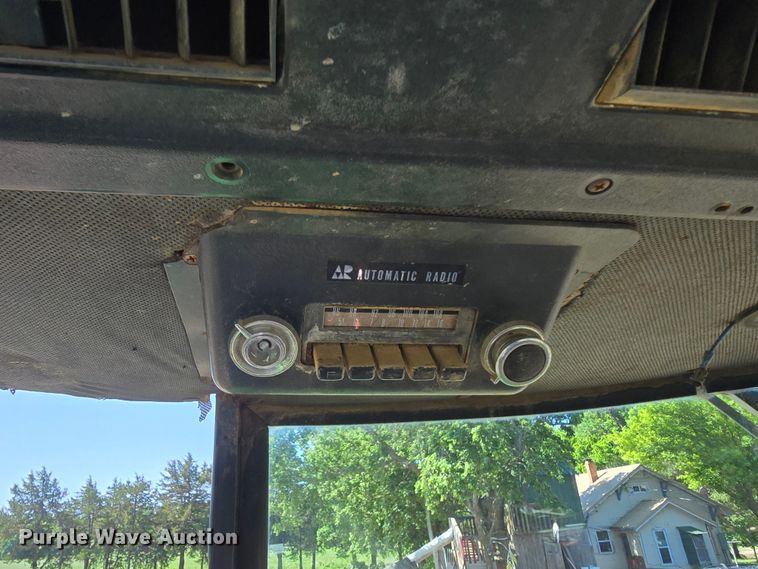 image for item EK6021 1977 John Deere  4230 tractor