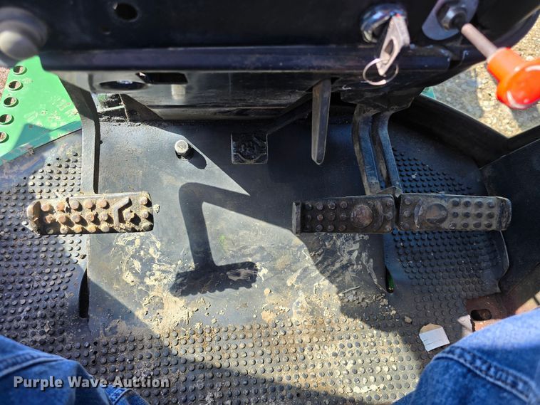 image for item EK6021 1977 John Deere  4230 tractor