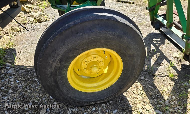 image for item EK6021 1977 John Deere  4230 tractor