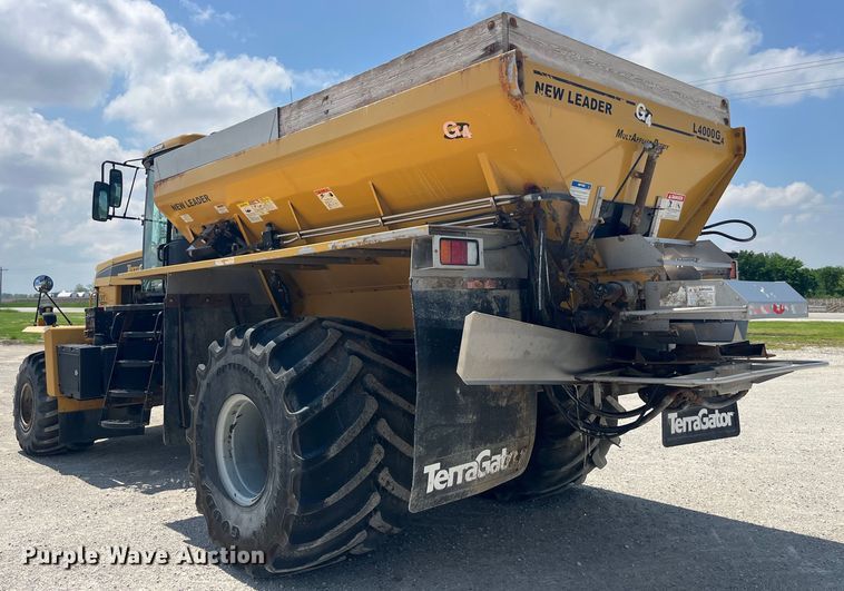 image for item EK8534 Terra Gator 8400 spreader