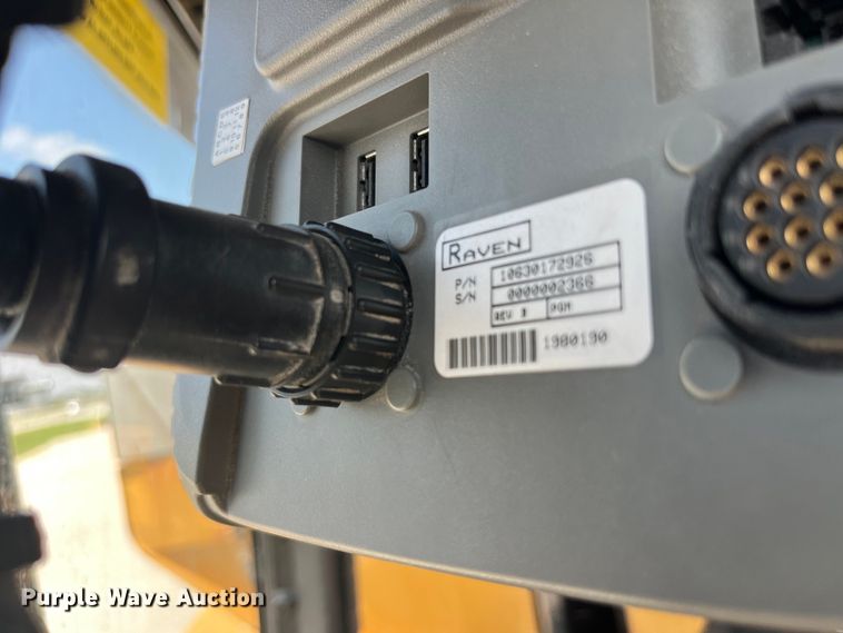 image for item EK8534 Terra Gator 8400 spreader