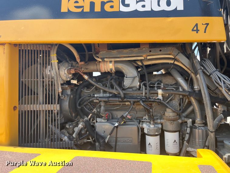 image for item EK8534 Terra Gator 8400 spreader