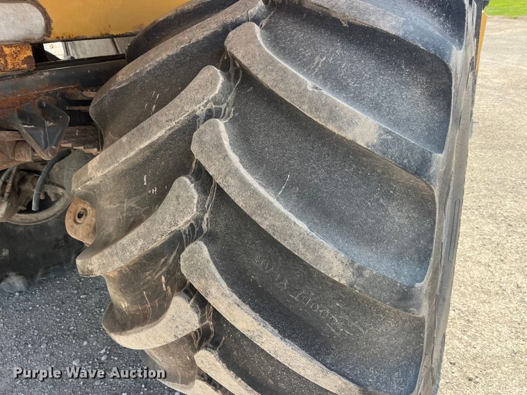 image for item EK8534 Terra Gator 8400 spreader