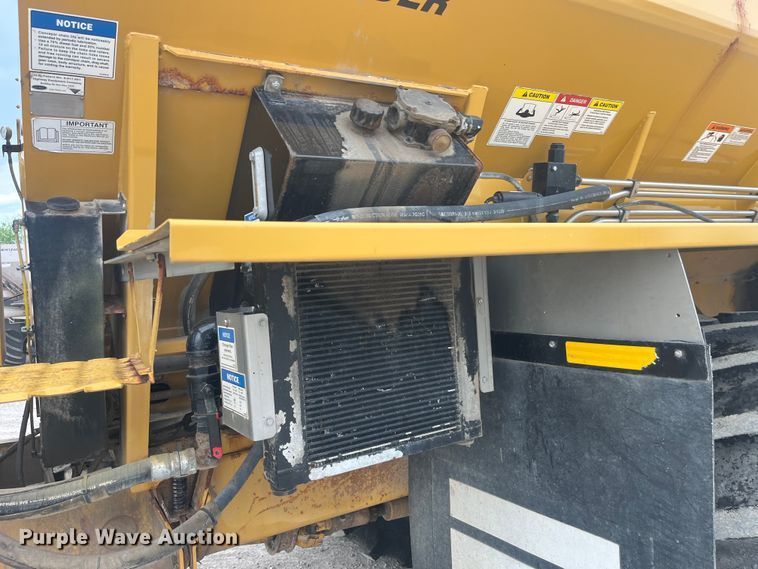 image for item EK8535 TerraGator 8303 spreader