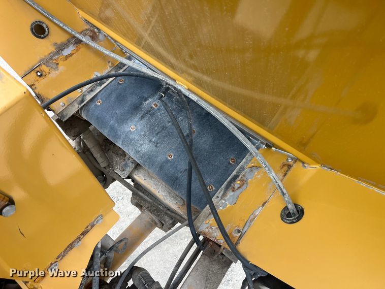 image for item EK8535 TerraGator 8303 spreader