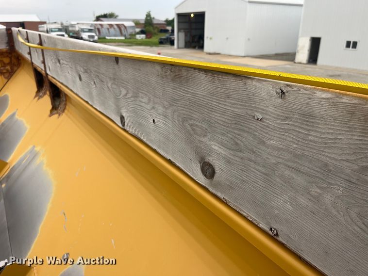 image for item EK8535 TerraGator 8303 spreader