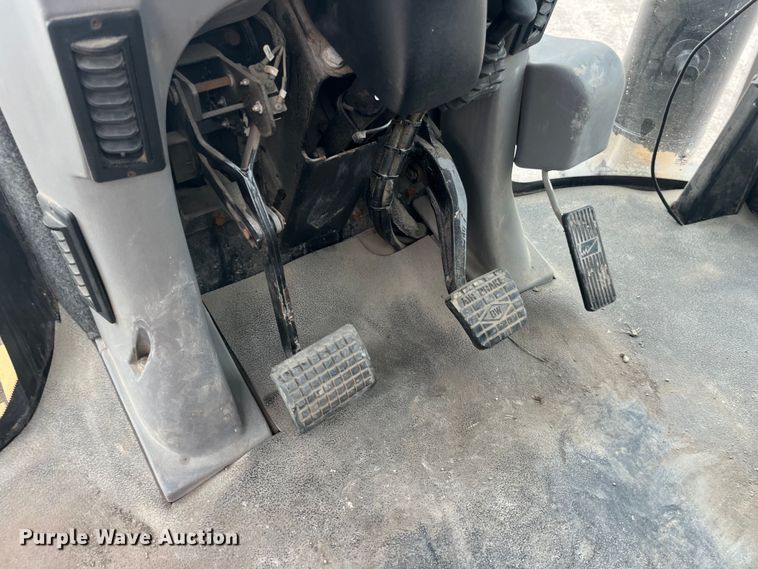 image for item EK8535 TerraGator 8303 spreader