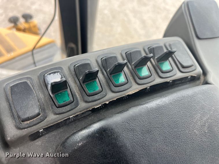 image for item EK8535 TerraGator 8303 spreader