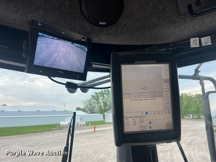 image for item EK8535 TerraGator 8303 spreader