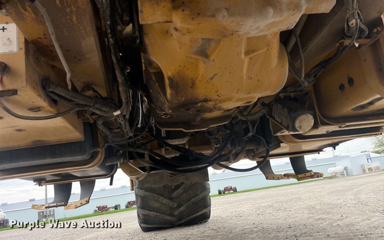 image for item EK8535 TerraGator 8303 spreader