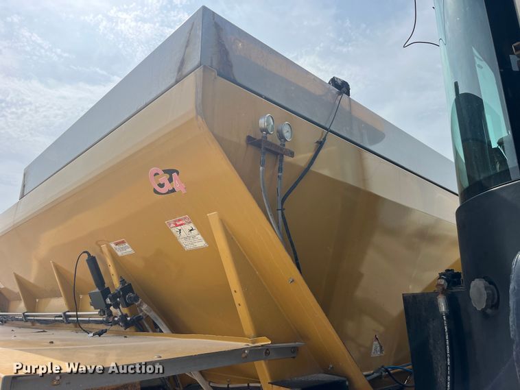 image for item EK8536 Terra Gator 7300 spreader