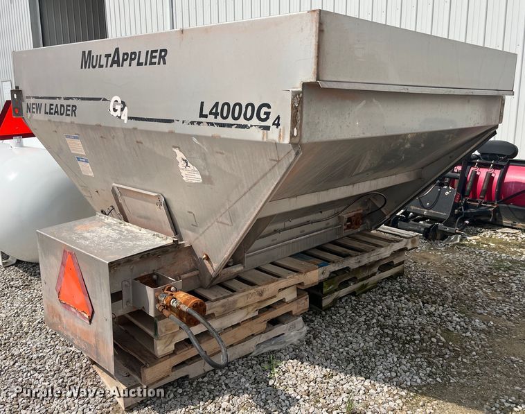 image for item EK8536 Terra Gator 7300 spreader