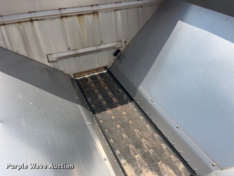 image for item EK8536 Terra Gator 7300 spreader