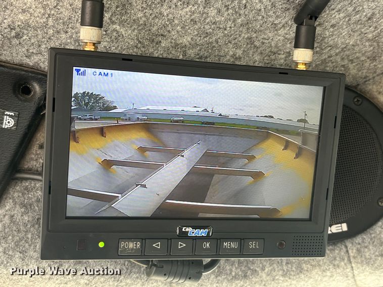 image for item EK8536 Terra Gator 7300 spreader