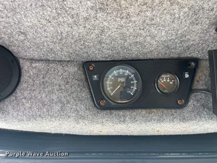 image for item EK8536 Terra Gator 7300 spreader