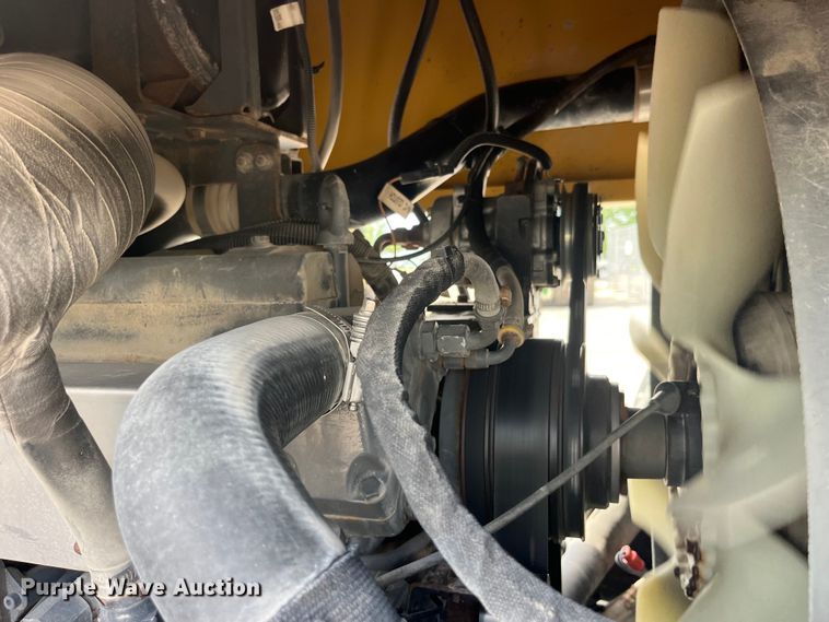 image for item EK8536 Terra Gator 7300 spreader