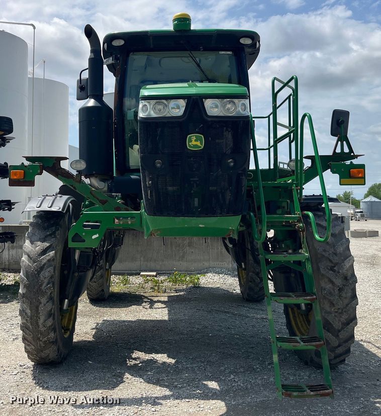 image for item EK8557 2014 John Deere R4030 spreader