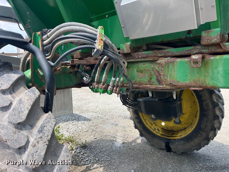 image for item EK8557 2014 John Deere R4030 spreader