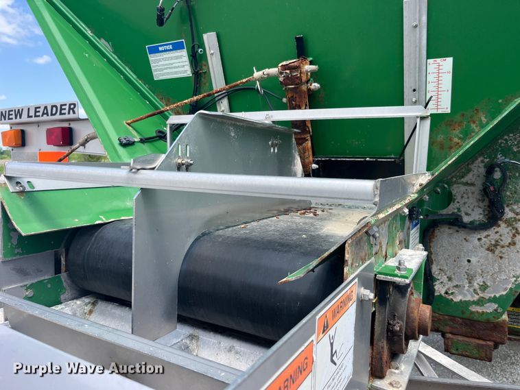 image for item EK8557 2014 John Deere R4030 spreader