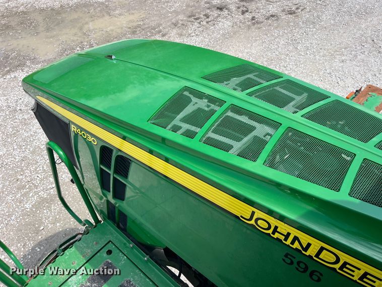 image for item EK8557 2014 John Deere R4030 spreader