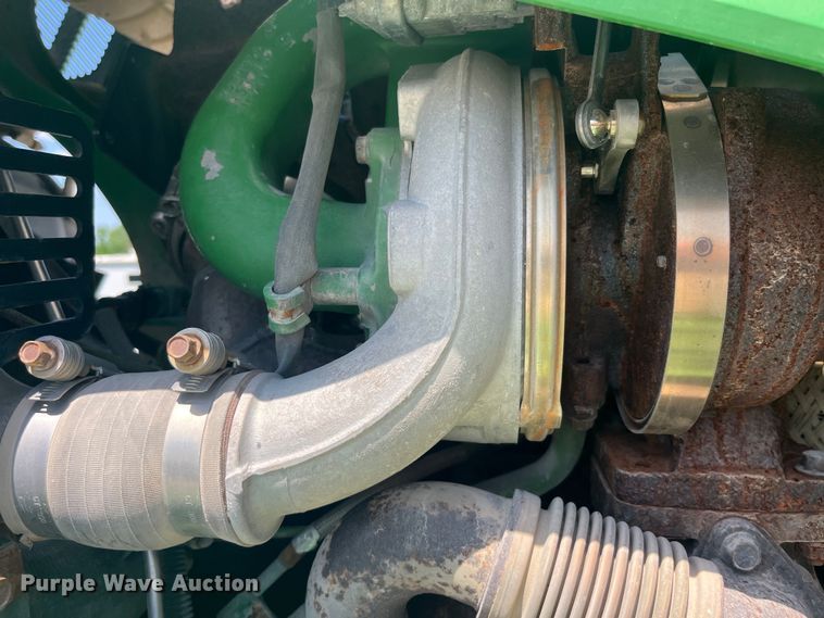 image for item EK8557 2014 John Deere R4030 spreader