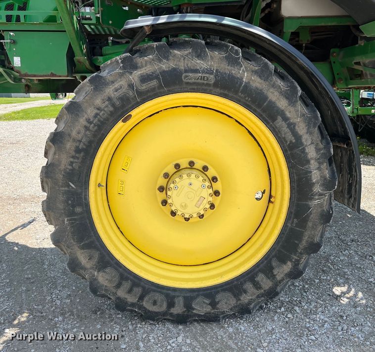 image for item EK8557 2014 John Deere R4030 spreader