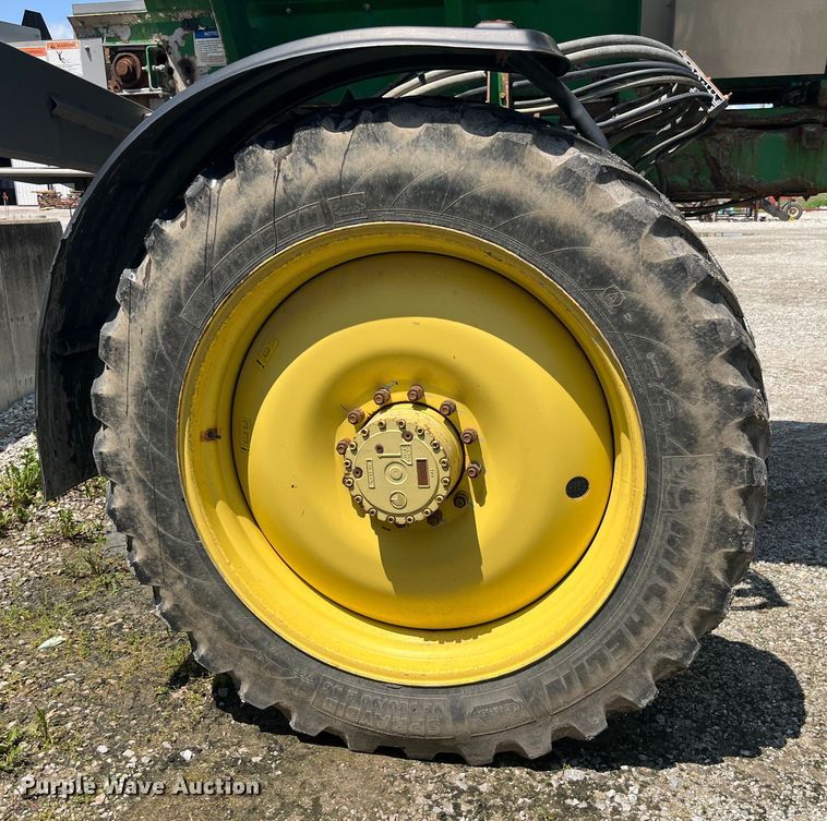 image for item EK8557 2014 John Deere R4030 spreader