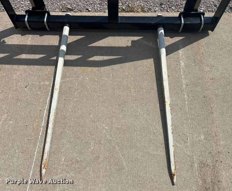 image for item EK8563 TRI-L bale spear