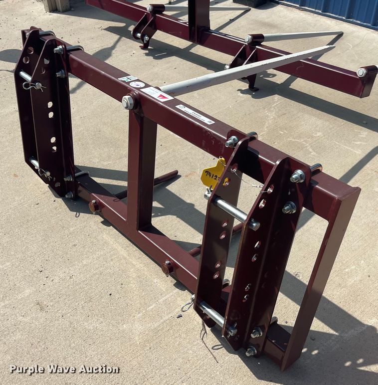 image for item EK8565 TRI-L bale spear